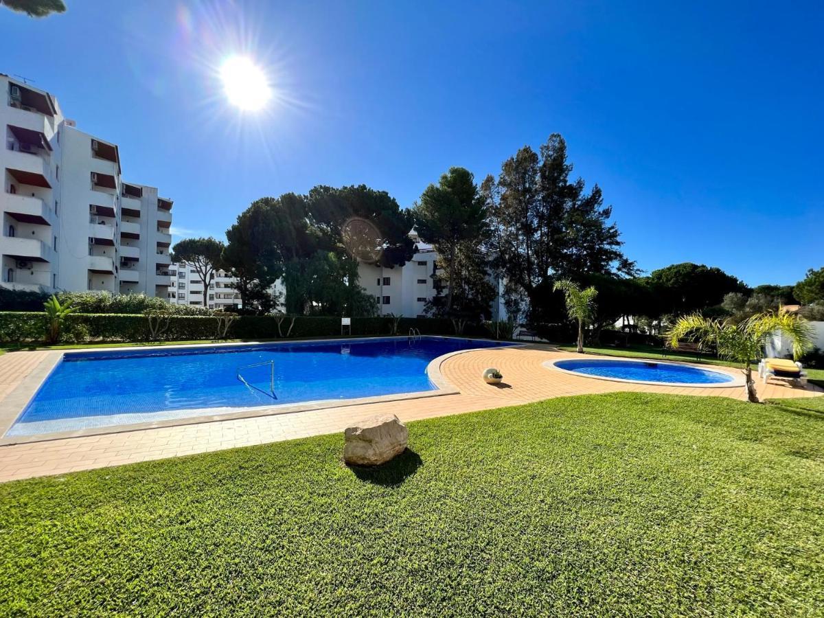 Vilamoura - Spacious With Swimming Pool & View エクステリア 写真